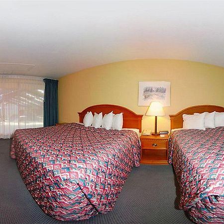 Rodeway Inn Cow Palace Lamar Bagian luar foto