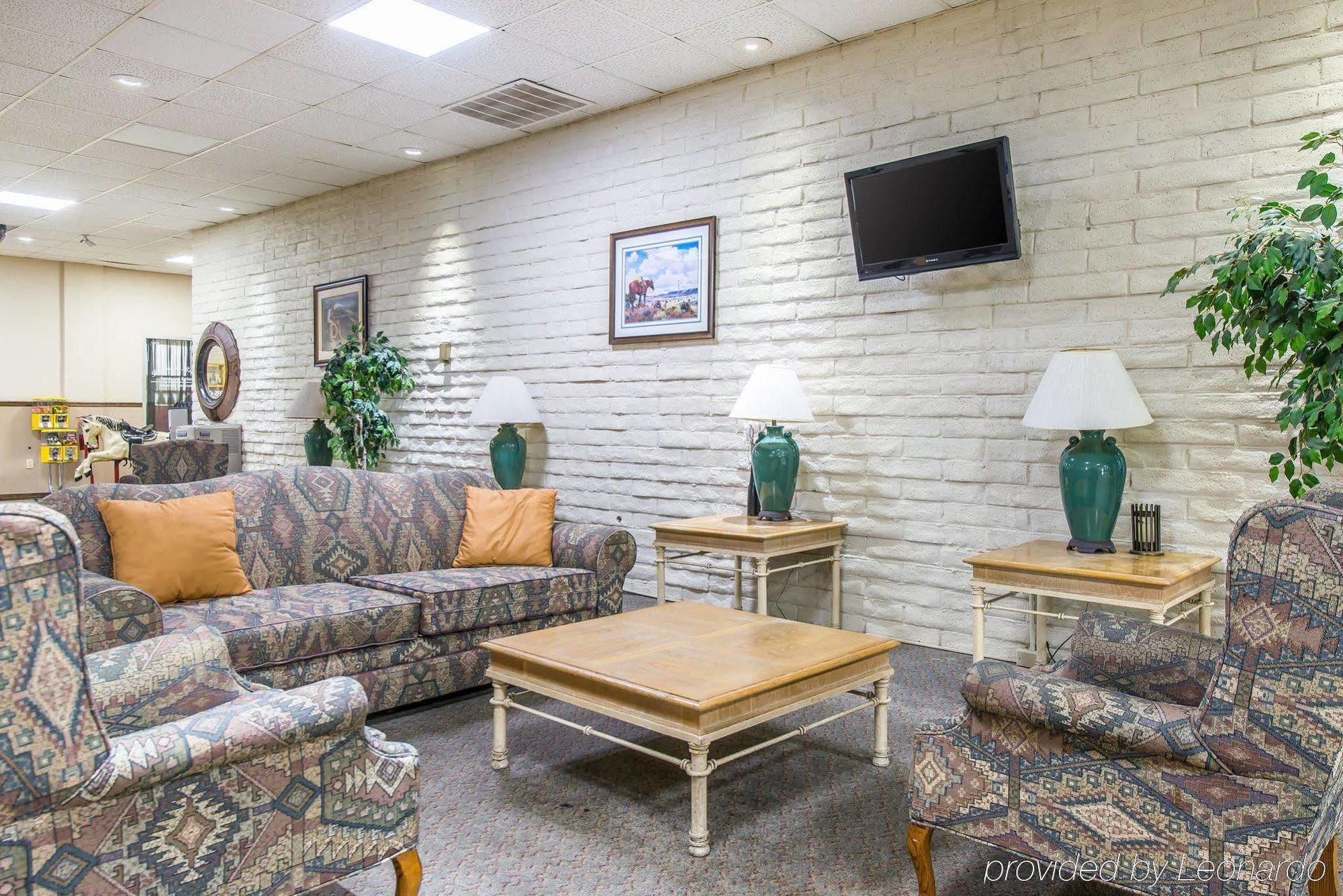 Rodeway Inn Cow Palace Lamar Bagian luar foto